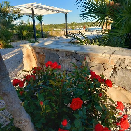 Beach House Marina Grande Betina  Exterior foto